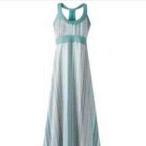 Maxi Prana Dress